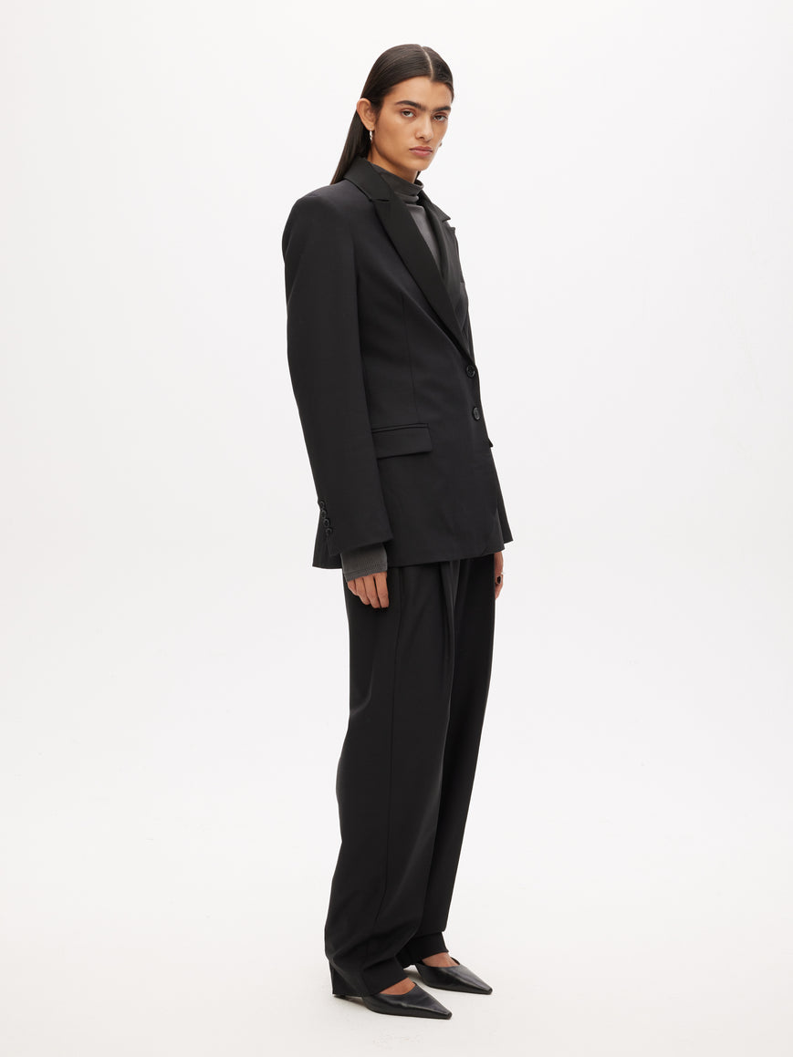 Off-Centre Closure Blazer